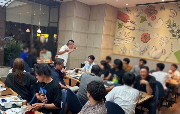 懇親会